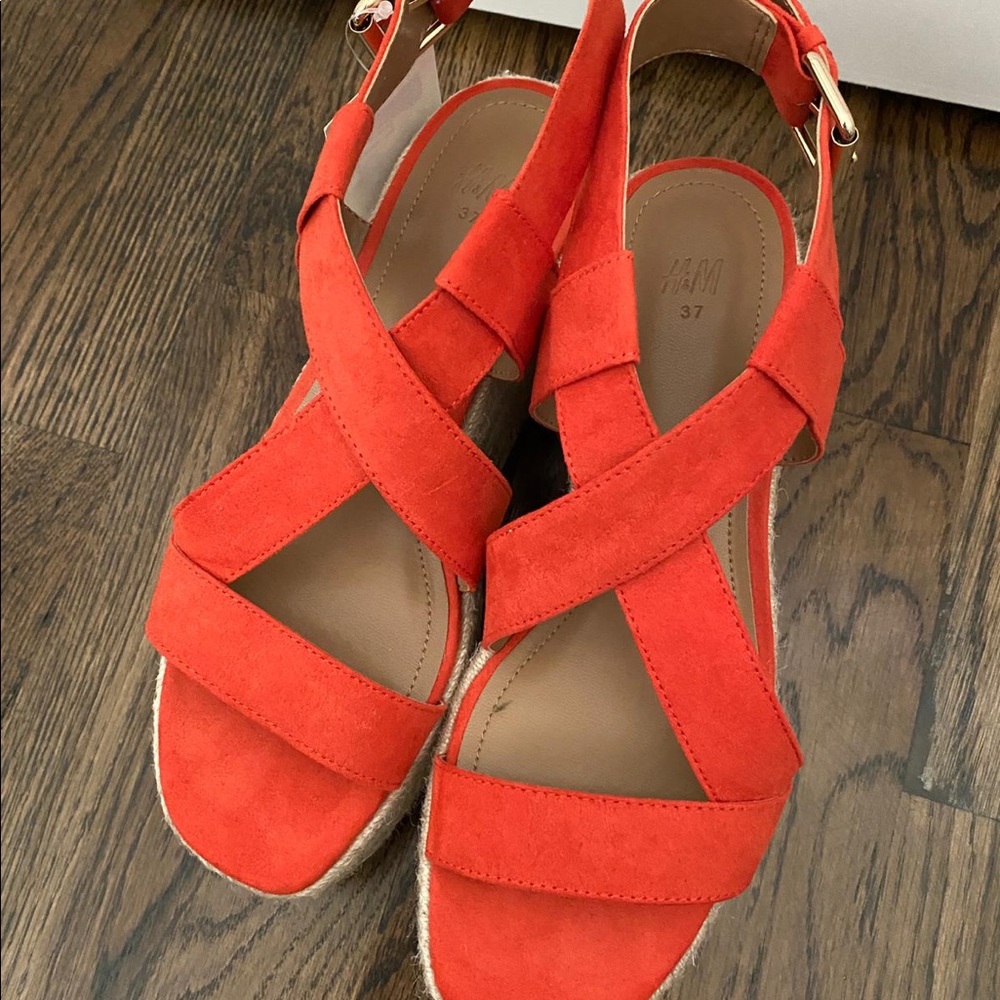 Sandals - Picture 3 of 3
